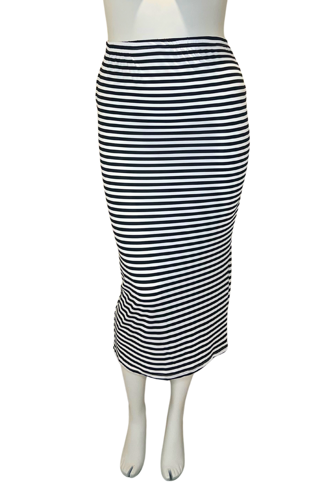 Womens Plus Size Black & White Stripe Elastic Waist Skirt  Womens Plus Size Fashion Midi Length Skirt