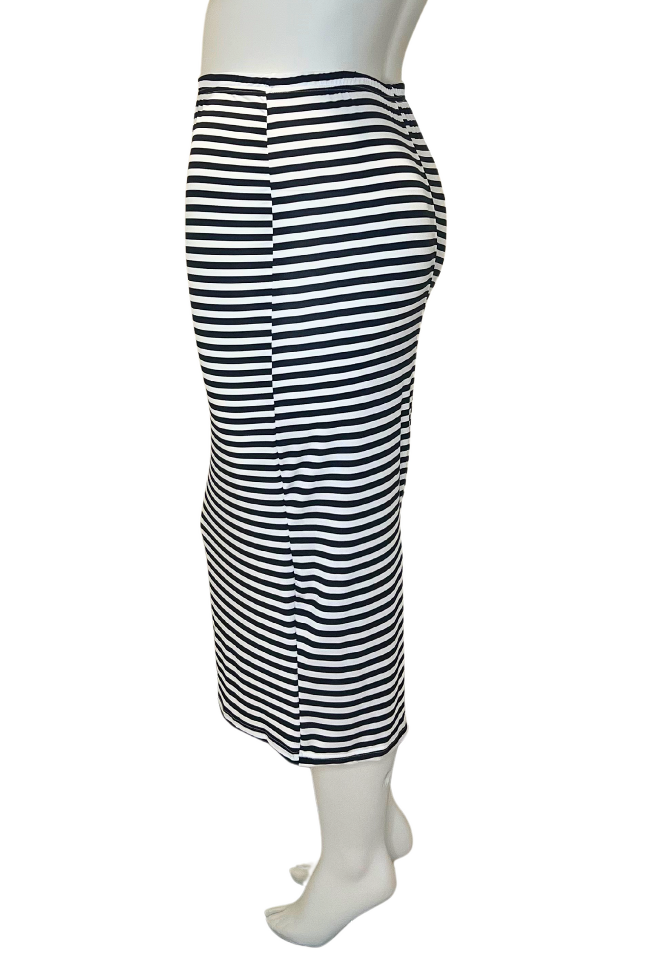 Womens Plus Size Black & White Stripe Elastic Waist Skirt  Womens Plus Size Fashion Midi Length Skirt