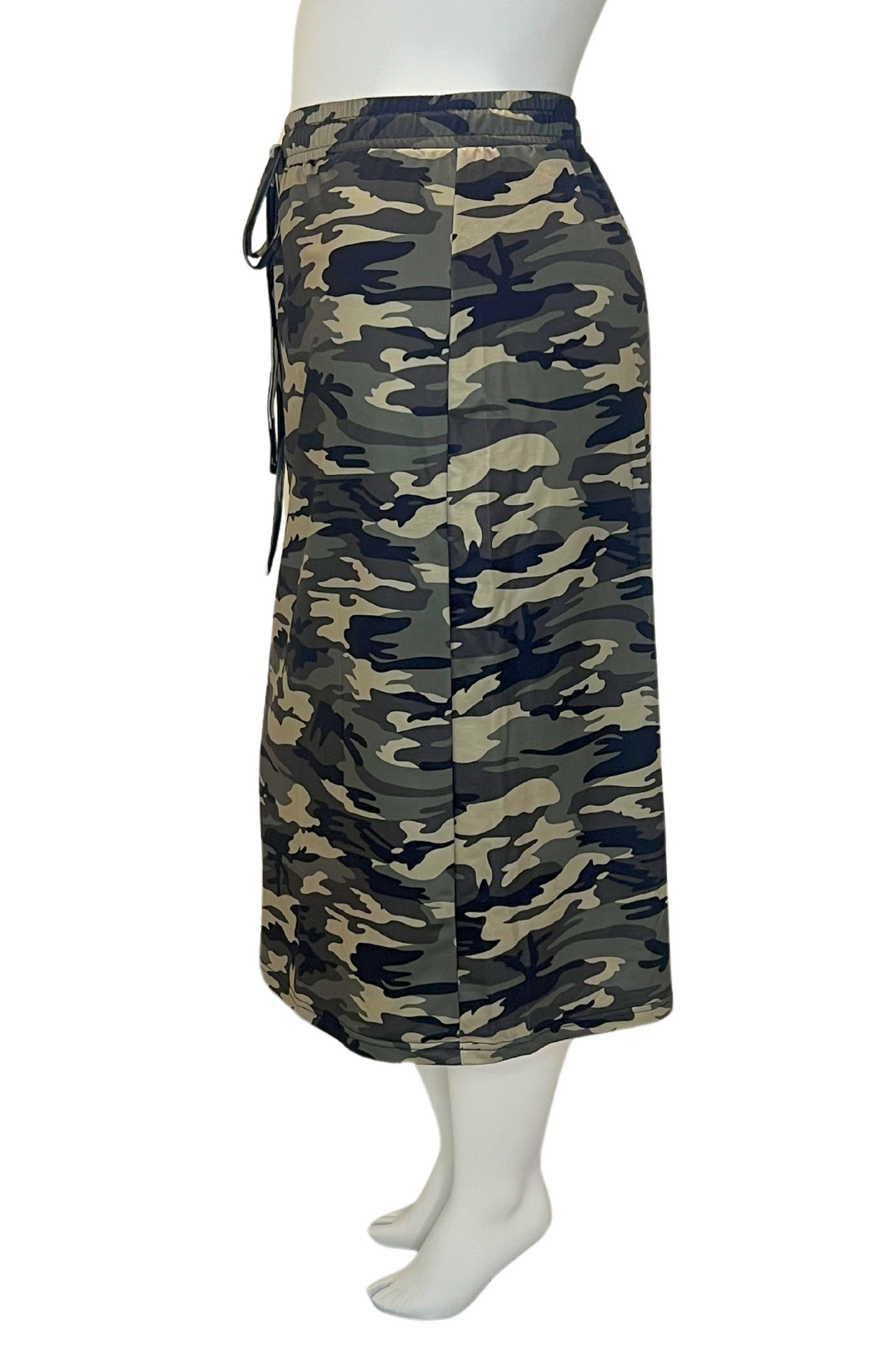 Womens Plus Size Stretch Camouflage Elastic Waist Skirt  Womens Plus Size Fashion Midi Length Skirt